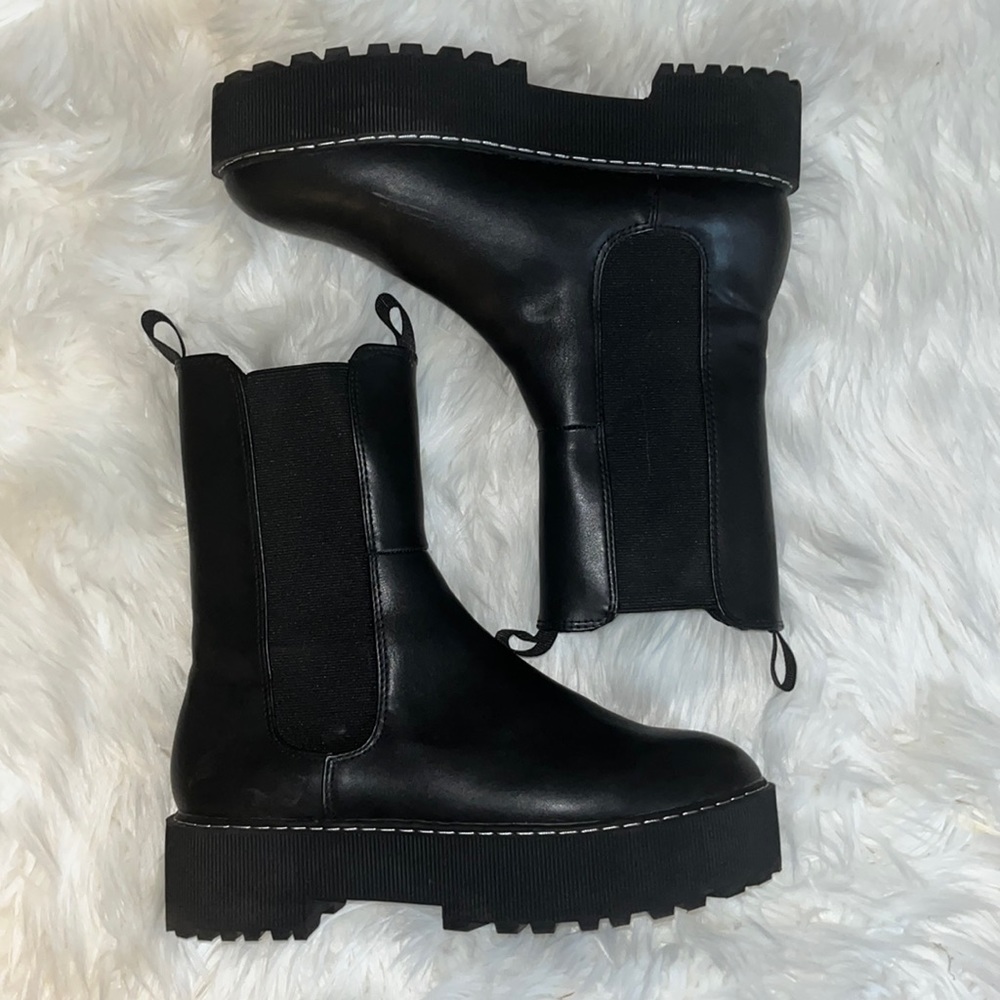 H&M Chelsea boots